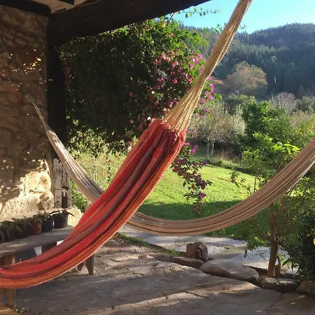 Dom wakacyjny Near Bilbao. La Buhardilla. Caserio Del Siglo Xv. *